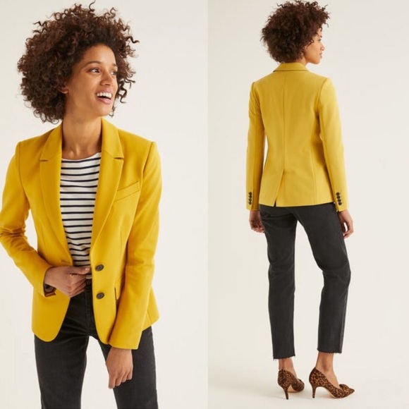 yellow fitted blazer